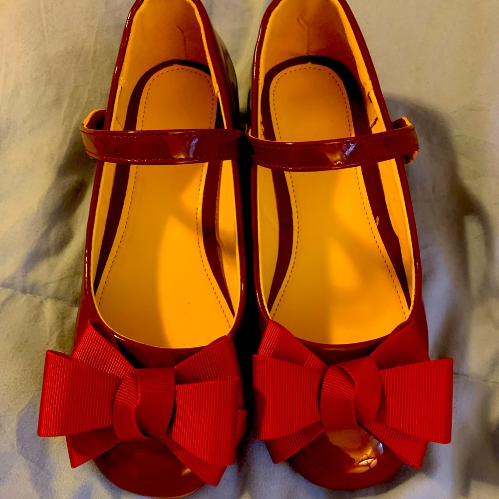 Girls Brand New dress shoes (out grown)